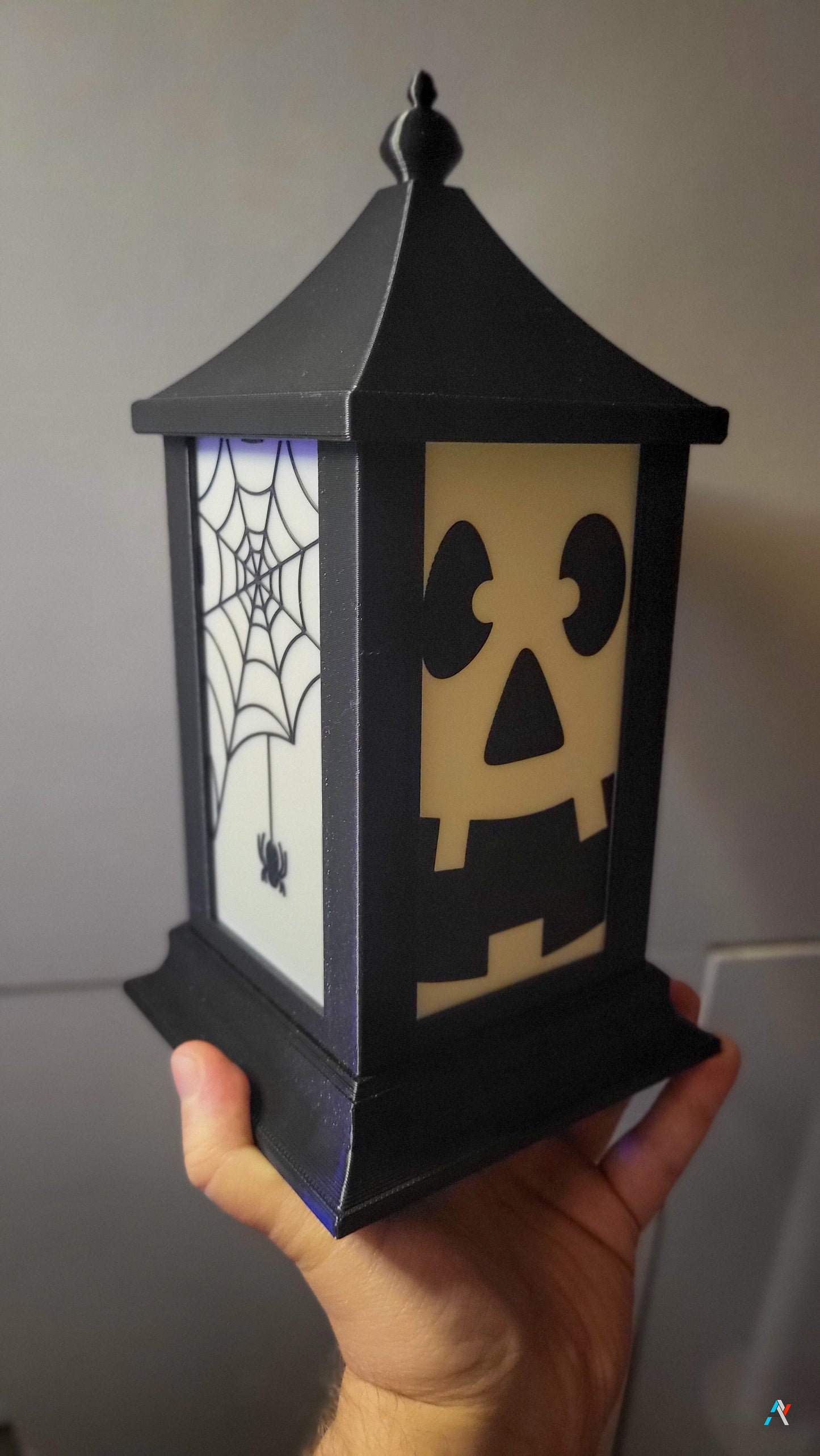 Tea Light Lantern